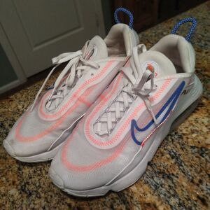 Nike Air Max 2090 White Racer Blue Crimson Sneakers CT1290-100 Womens US 9 Nice